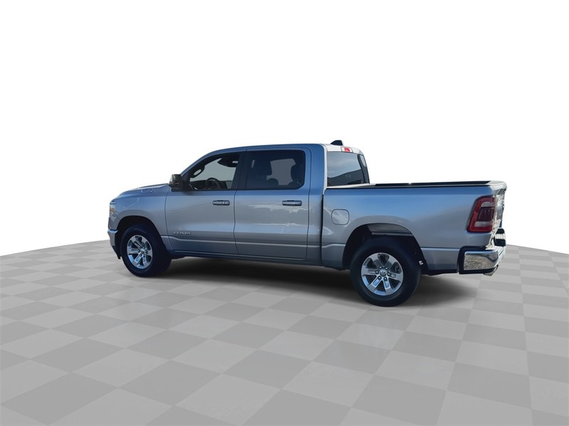 Ram 1500 Vehicle Full-screen Gallery Image 8