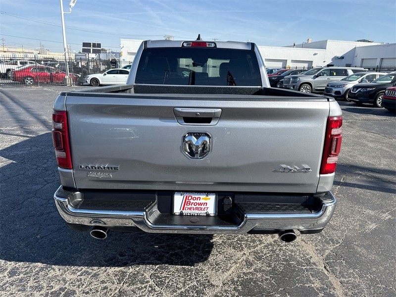 Ram 1500 Vehicle Full-screen Gallery Image 28