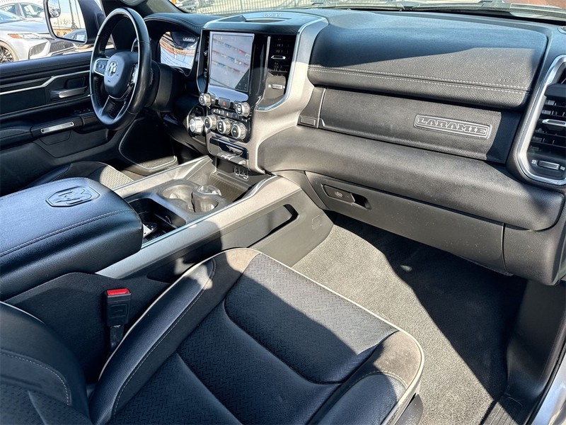 Ram 1500 Vehicle Full-screen Gallery Image 31