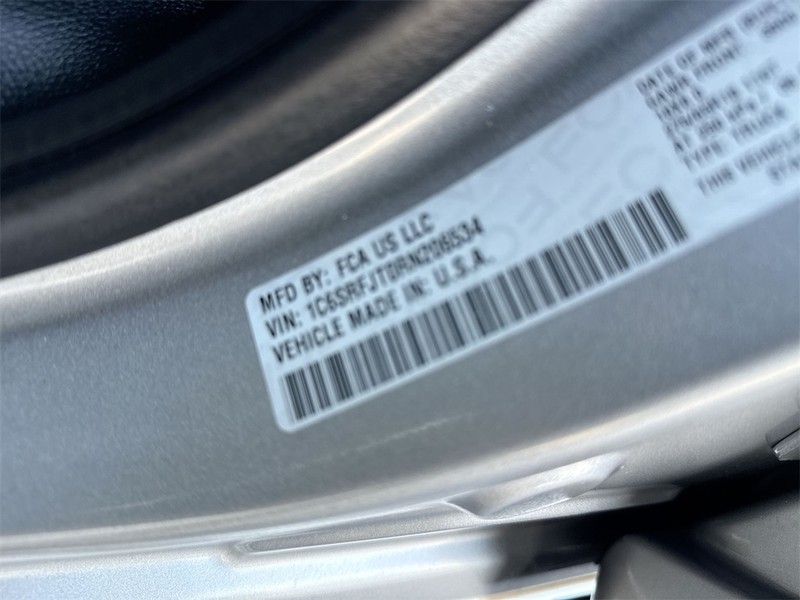 Ram 1500 Vehicle Full-screen Gallery Image 36