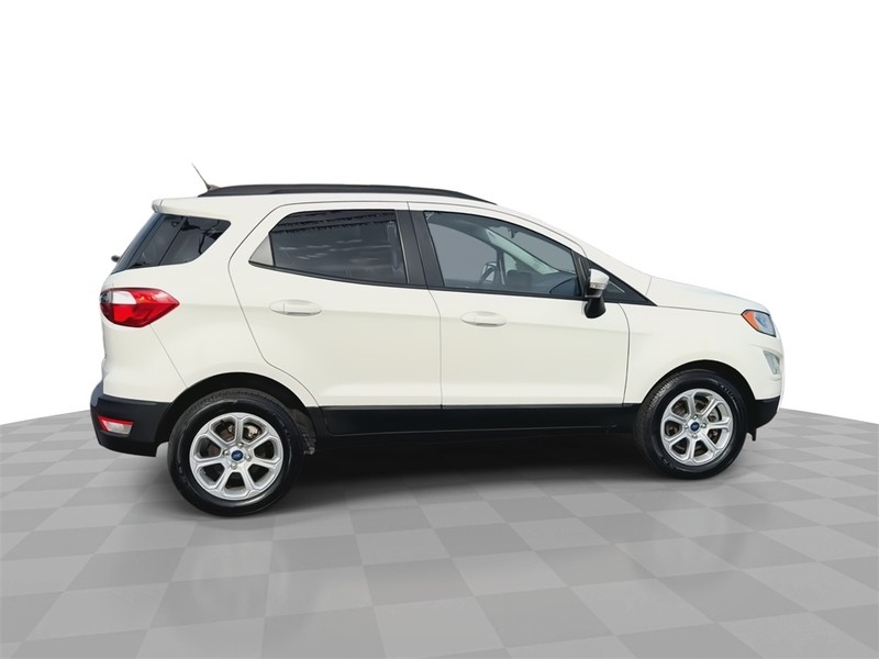 Ford EcoSport Vehicle Full-screen Gallery Image 13