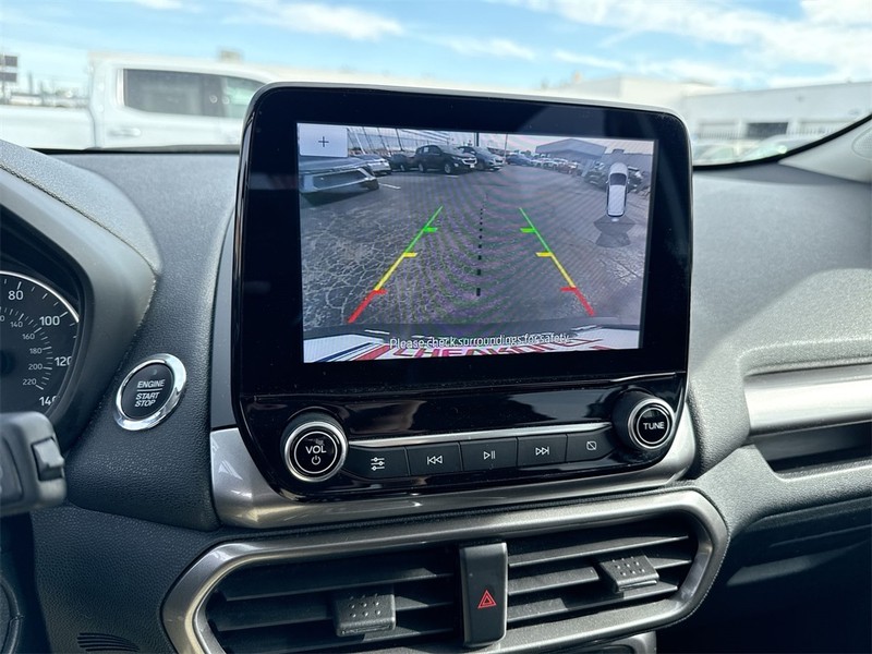 Ford EcoSport Vehicle Full-screen Gallery Image 19