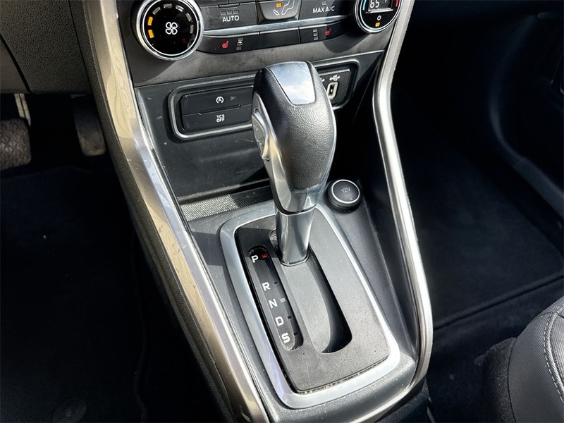 Ford EcoSport Vehicle Full-screen Gallery Image 20