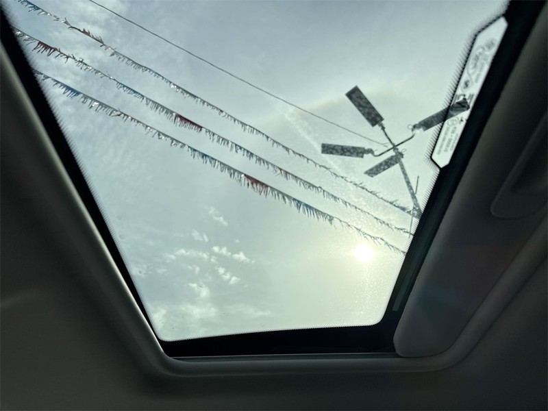 Ford EcoSport Vehicle Full-screen Gallery Image 23