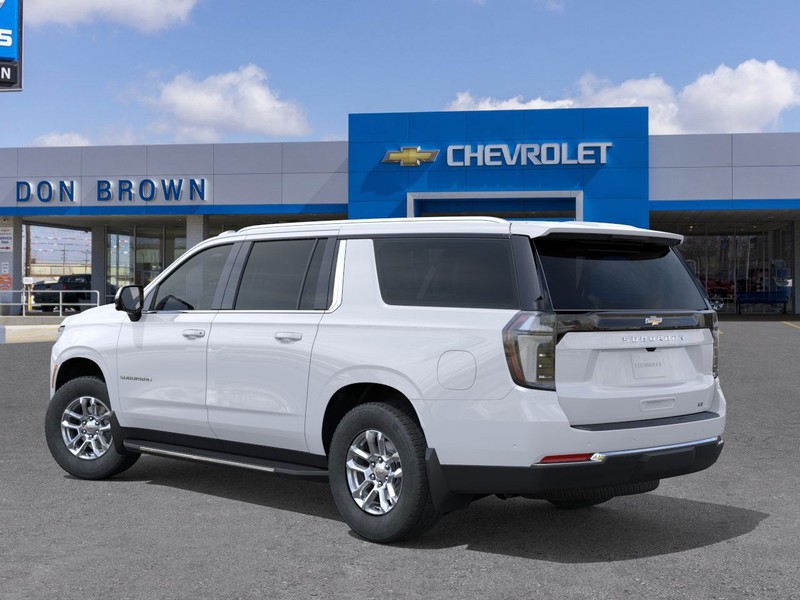 Chevrolet Suburban Vehicle Full-screen Gallery Image 3