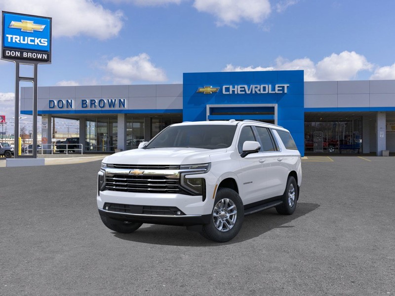 Chevrolet Suburban Vehicle Full-screen Gallery Image 8