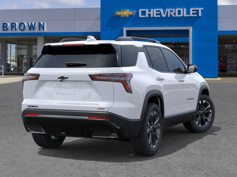 Chevrolet Equinox Vehicle Full-screen Gallery Image 4