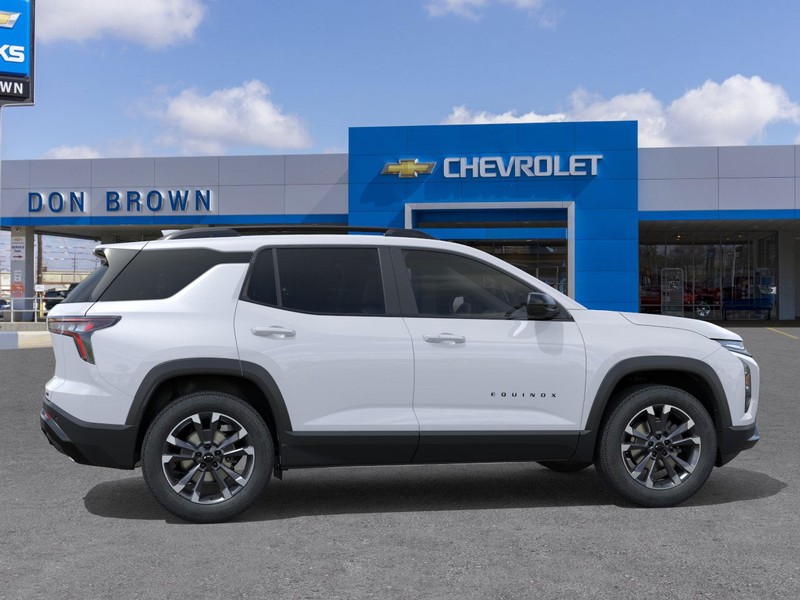 Chevrolet Equinox Vehicle Full-screen Gallery Image 5