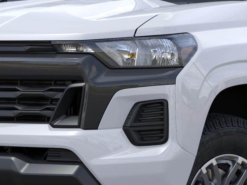 Chevrolet Colorado Vehicle Full-screen Gallery Image 10
