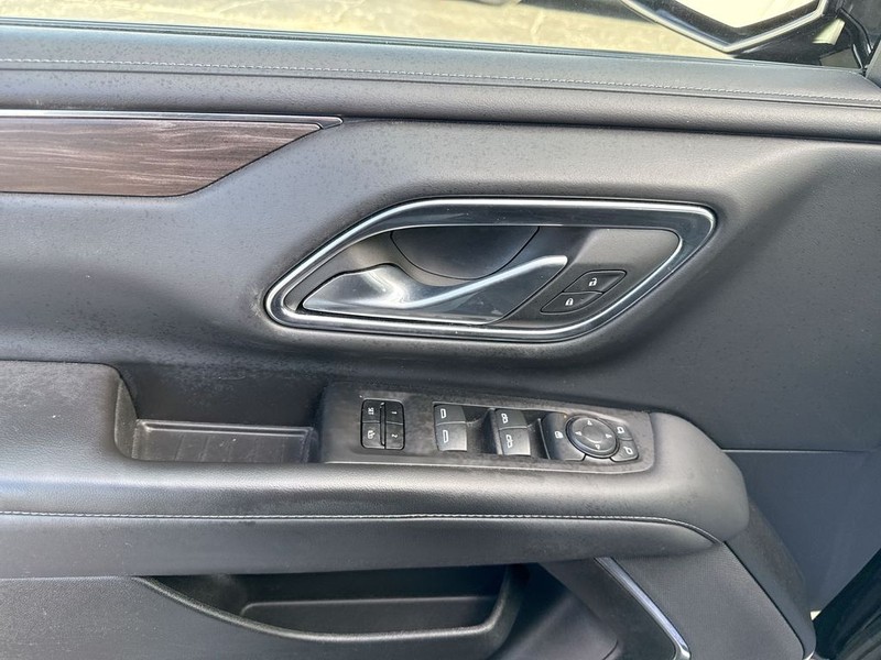 Chevrolet Tahoe Vehicle Full-screen Gallery Image 29