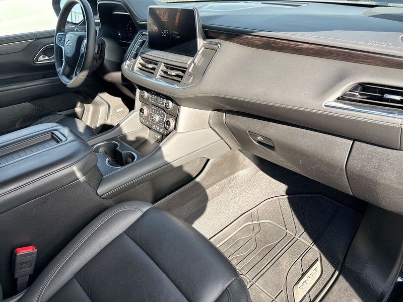 Chevrolet Tahoe Vehicle Full-screen Gallery Image 35