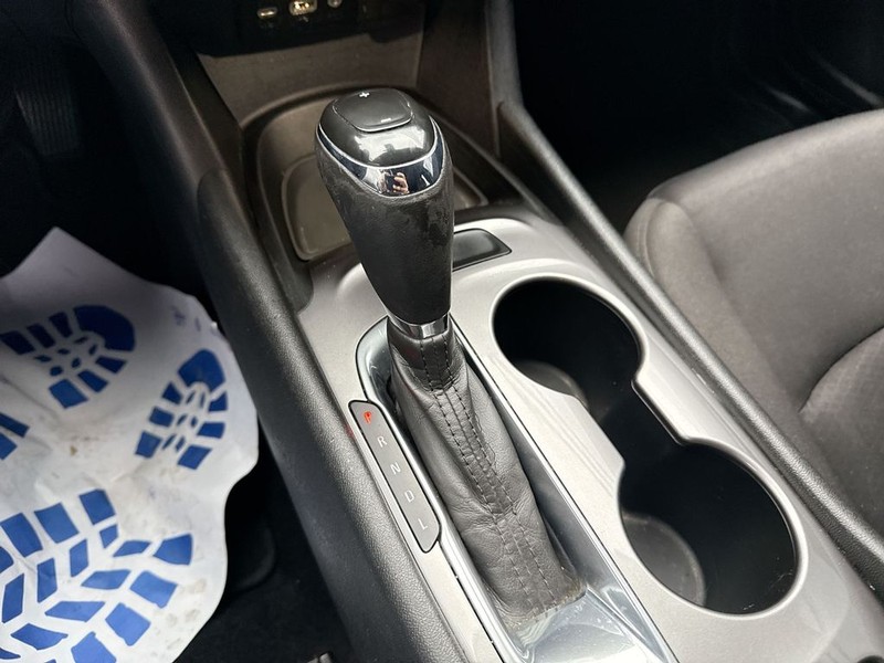 Chevrolet Malibu Vehicle Full-screen Gallery Image 20