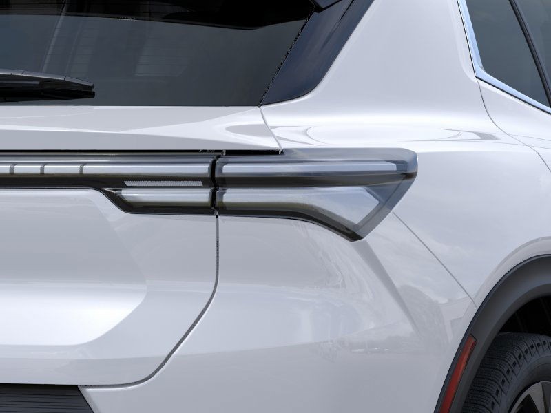 Chevrolet Equinox EV Vehicle Full-screen Gallery Image 11