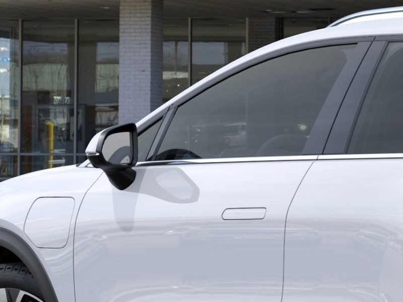 Chevrolet Equinox EV Vehicle Full-screen Gallery Image 12