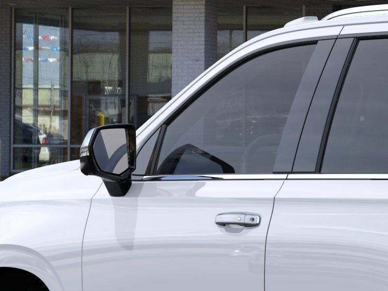 Chevrolet Tahoe Vehicle Full-screen Gallery Image 12