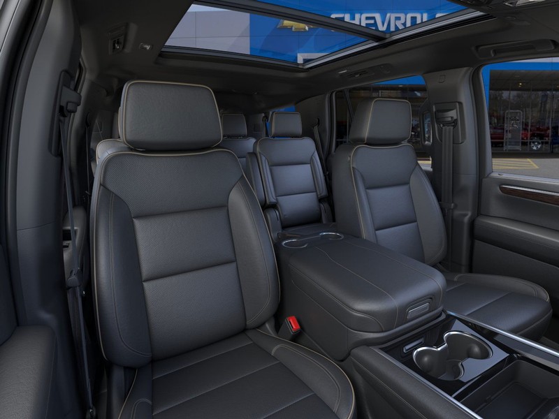 Chevrolet Tahoe Vehicle Full-screen Gallery Image 16