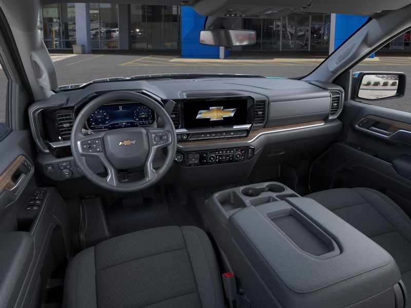 Chevrolet Silverado 1500 Vehicle Full-screen Gallery Image 15