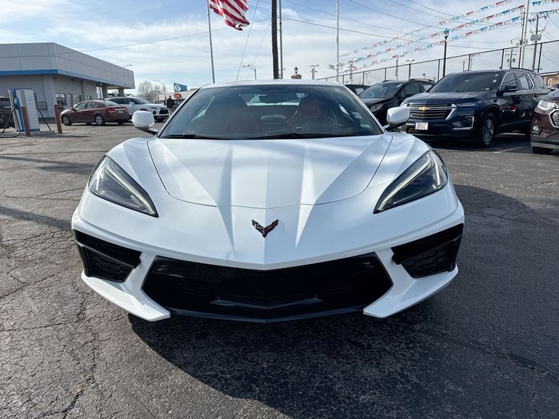 Chevrolet Corvette Vehicle Full-screen Gallery Image 36