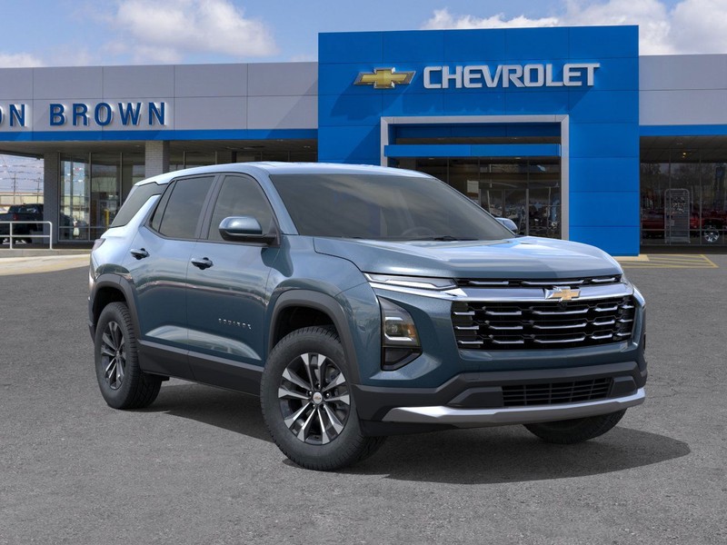 Chevrolet Equinox Vehicle Full-screen Gallery Image 7