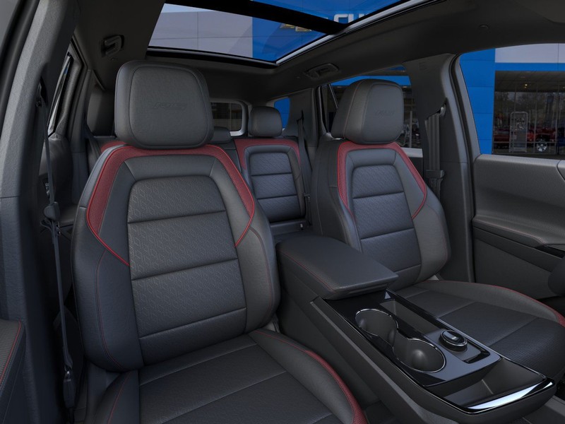 Chevrolet Equinox Vehicle Full-screen Gallery Image 16