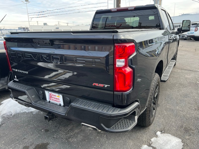 Chevrolet Silverado 1500 Vehicle Full-screen Gallery Image 6