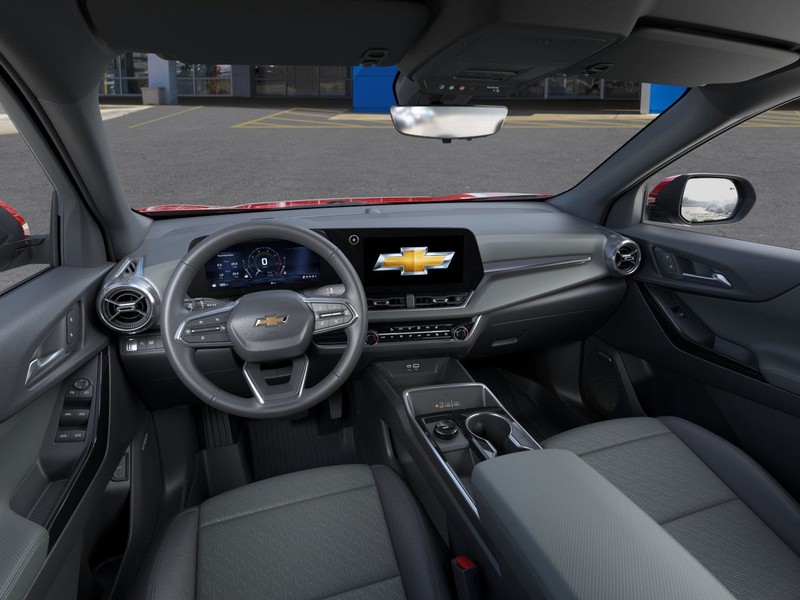 Chevrolet Equinox Vehicle Full-screen Gallery Image 15