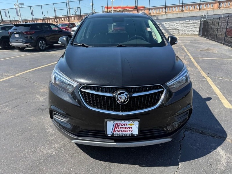 Buick Encore Vehicle Full-screen Gallery Image 13