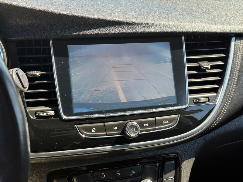 Buick Encore Vehicle Full-screen Gallery Image 25