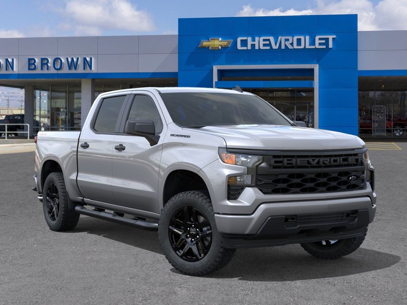 Chevrolet Silverado 1500 Vehicle Full-screen Gallery Image 7