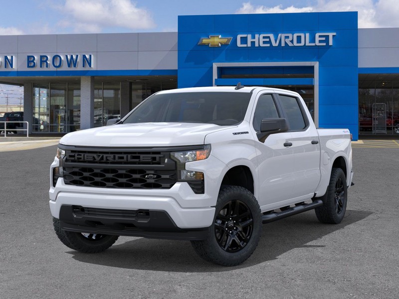 Chevrolet Silverado 1500 Vehicle Full-screen Gallery Image 6
