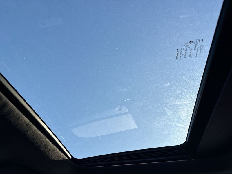 Dodge Durango Vehicle Full-screen Gallery Image 28