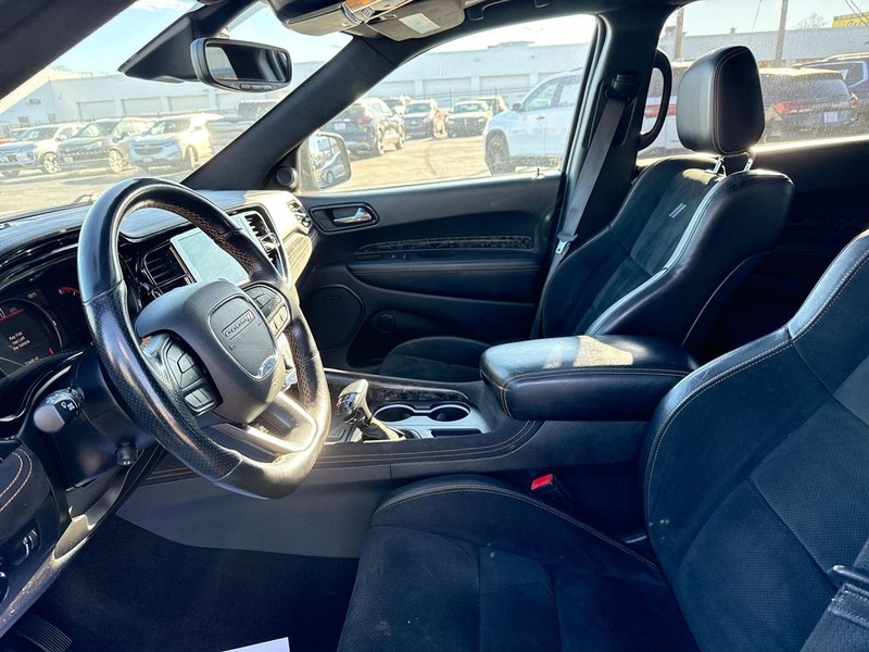 Dodge Durango Vehicle Full-screen Gallery Image 30