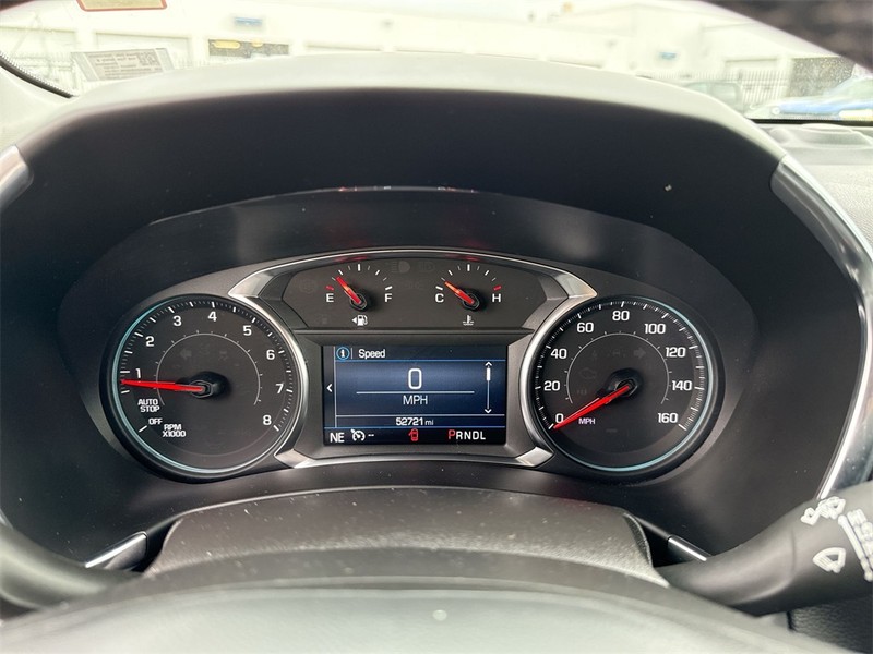 Chevrolet Equinox Vehicle Full-screen Gallery Image 11