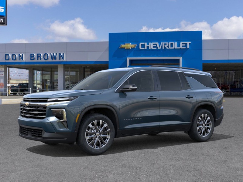 Chevrolet Traverse Vehicle Full-screen Gallery Image 2