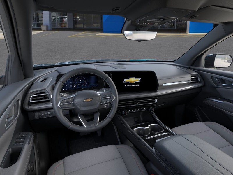 Chevrolet Traverse Vehicle Full-screen Gallery Image 15