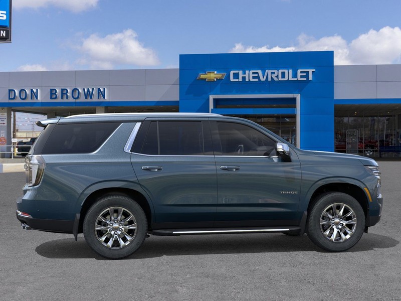 Chevrolet Tahoe Vehicle Full-screen Gallery Image 5