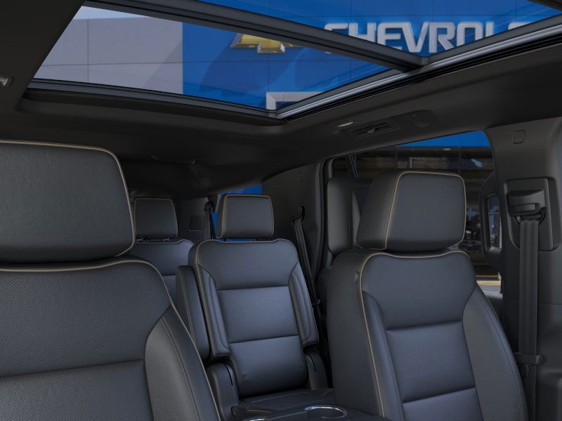Chevrolet Tahoe Vehicle Full-screen Gallery Image 24