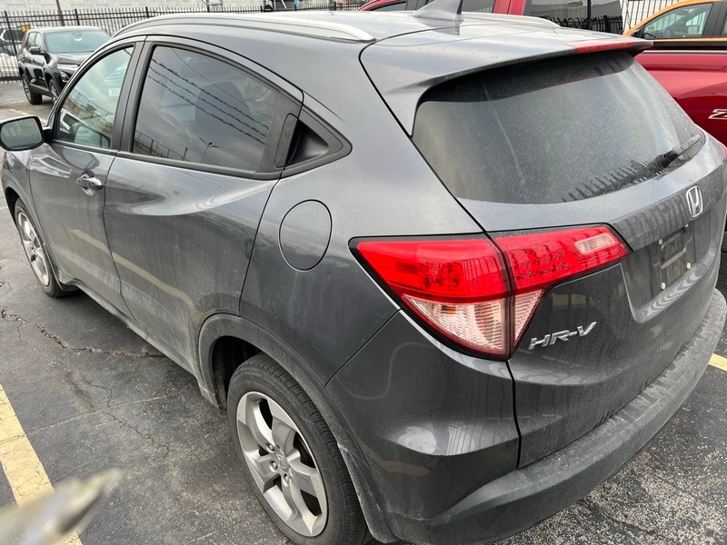 Honda HR-V Vehicle Full-screen Gallery Image 4