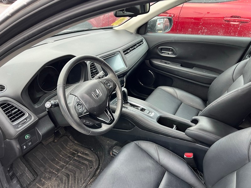 Honda HR-V Vehicle Full-screen Gallery Image 7