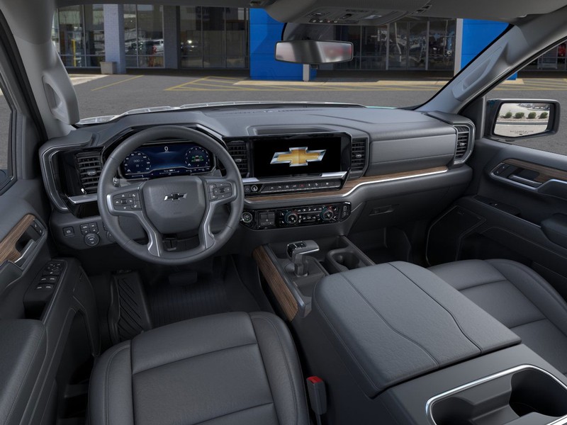 Chevrolet Silverado 1500 Vehicle Full-screen Gallery Image 15