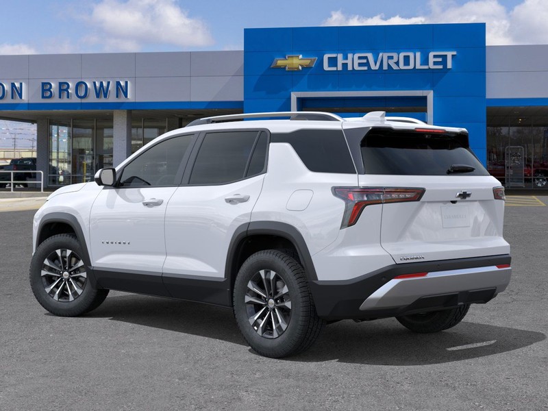 Chevrolet Equinox Vehicle Full-screen Gallery Image 3