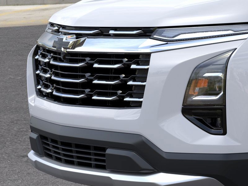 Chevrolet Equinox Vehicle Full-screen Gallery Image 13