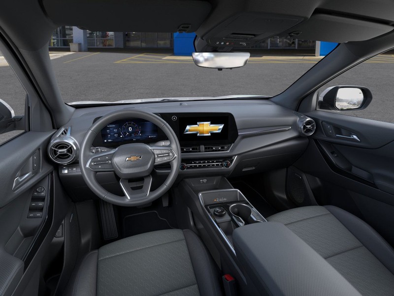 Chevrolet Equinox Vehicle Full-screen Gallery Image 15