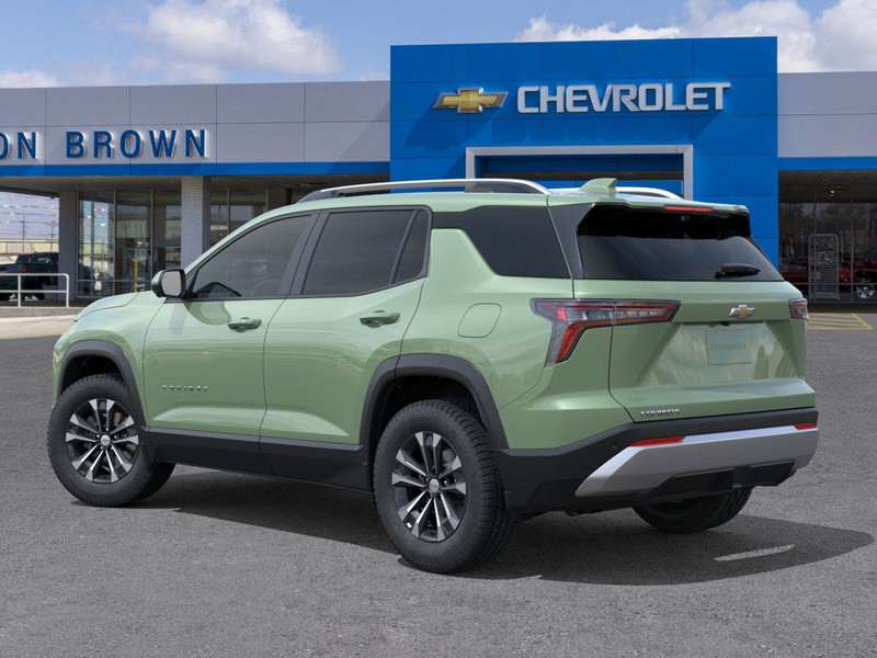 Chevrolet Equinox Vehicle Full-screen Gallery Image 3