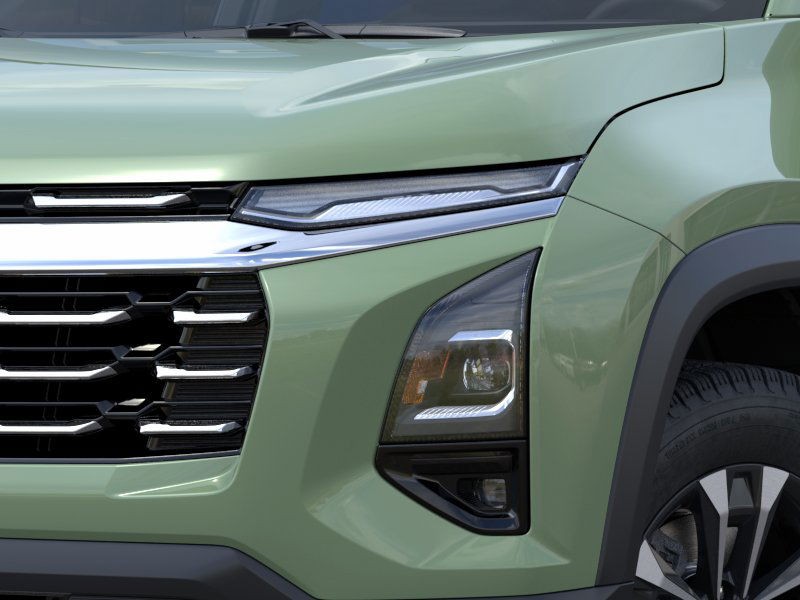 Chevrolet Equinox Vehicle Full-screen Gallery Image 10