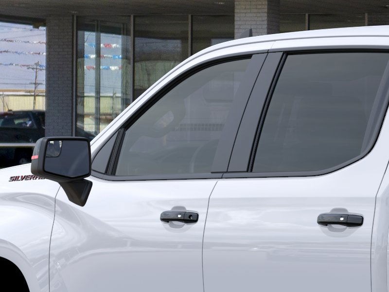 Chevrolet Silverado 1500 Vehicle Full-screen Gallery Image 12