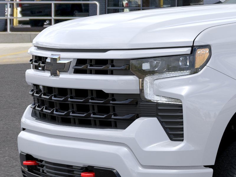 Chevrolet Silverado 1500 Vehicle Full-screen Gallery Image 13