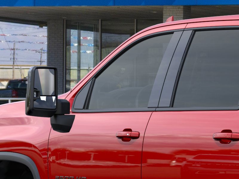 Chevrolet Silverado 2500 HD Vehicle Full-screen Gallery Image 12