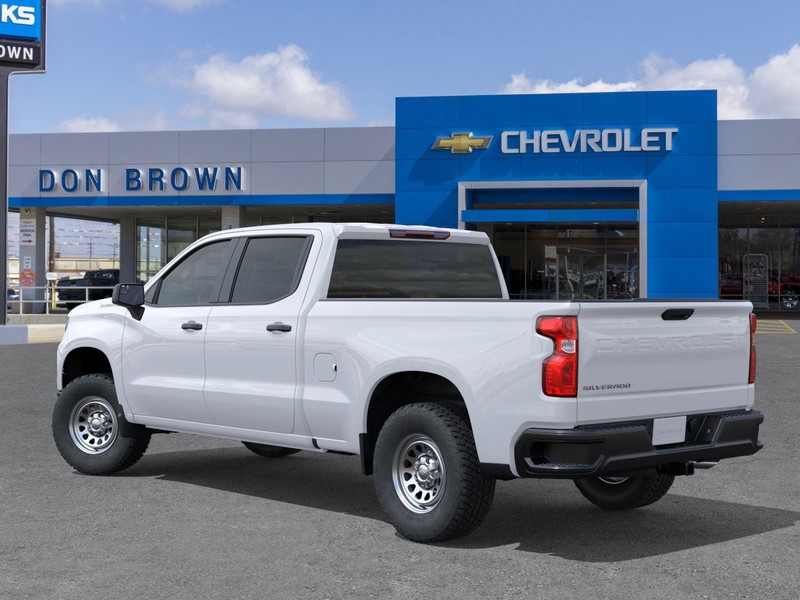 Chevrolet Silverado 1500 Vehicle Full-screen Gallery Image 3