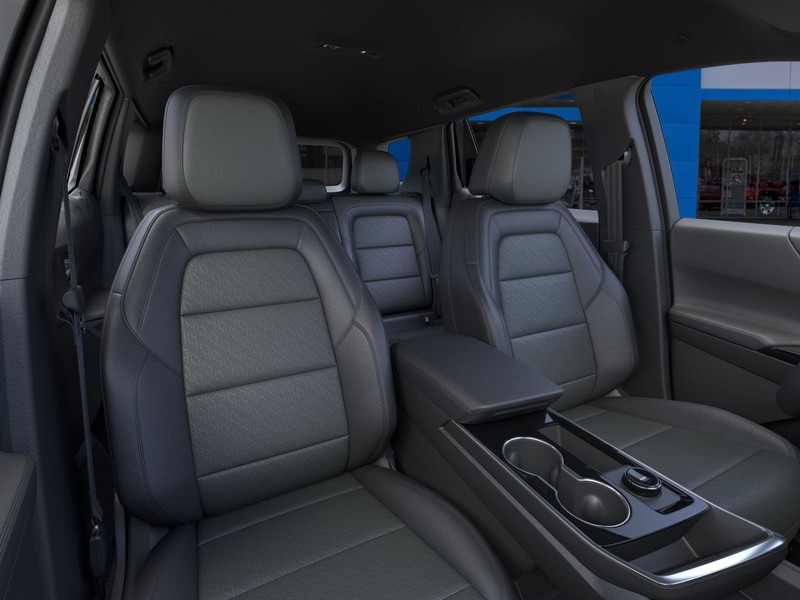 Chevrolet Equinox Vehicle Full-screen Gallery Image 16